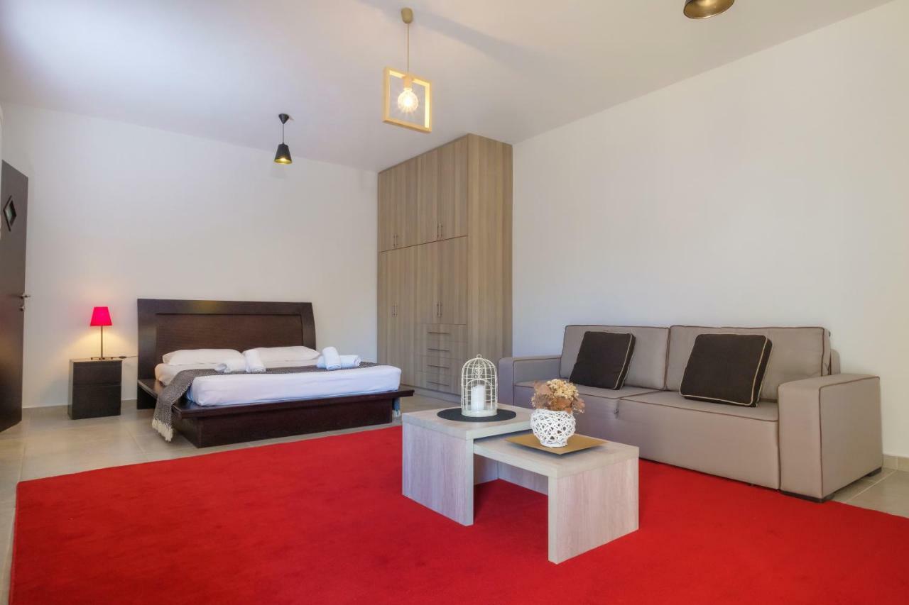 Almyros Aktis Private Garden Apartment Kalamata Extérieur photo