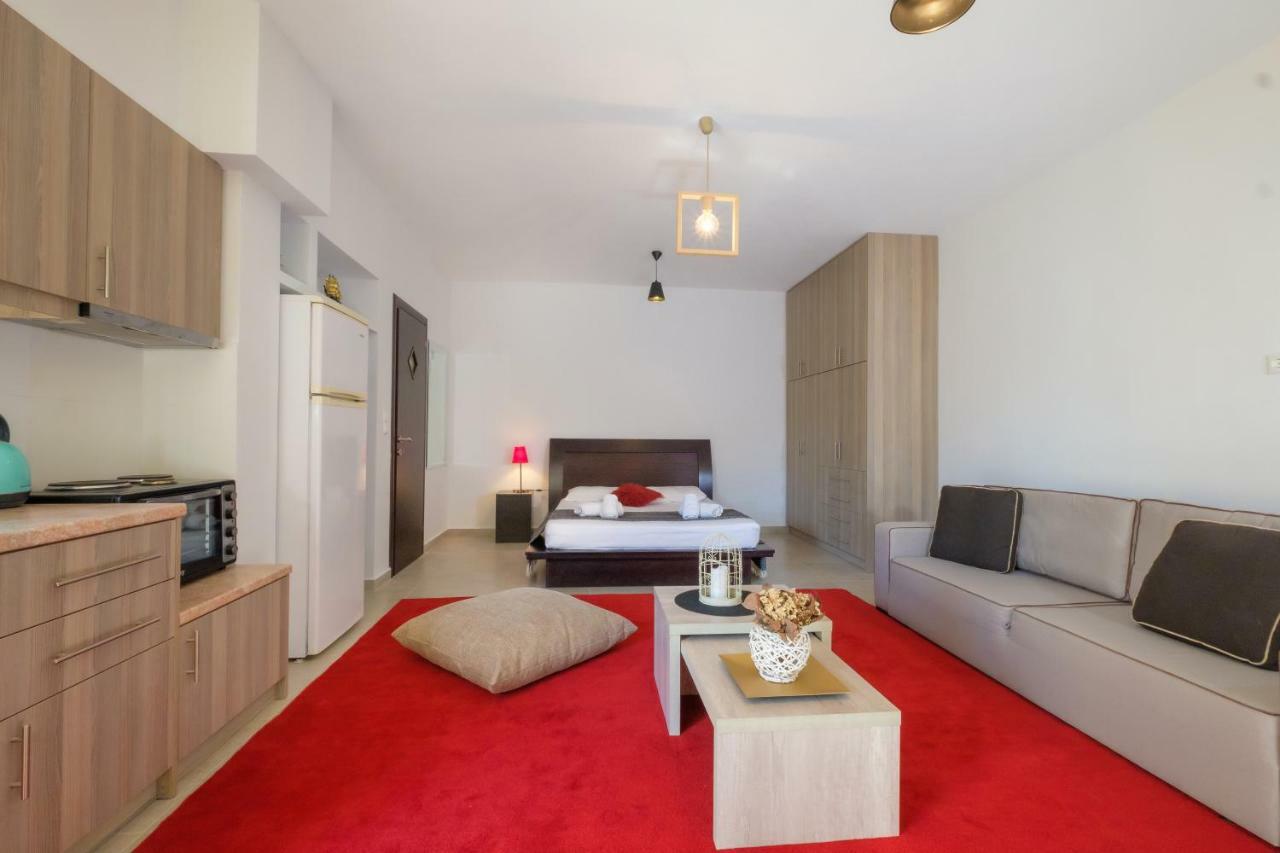 Almyros Aktis Private Garden Apartment Kalamata Extérieur photo